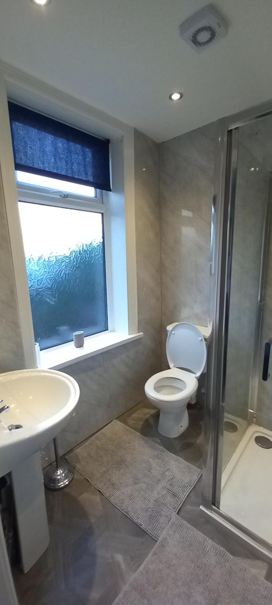 Room From Home, Private Ensuite Spacious Room 셰필드 외부 사진